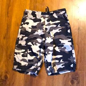 Old navy boys camo cargo shorts